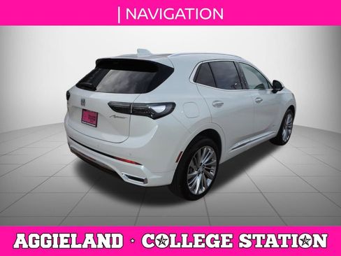 Used 2025 Buick Envision Avenir AWD/4WD image 4