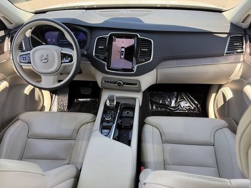 Certified 2023 Volvo XC90 B6 Ultimate AWD/4WD image 16