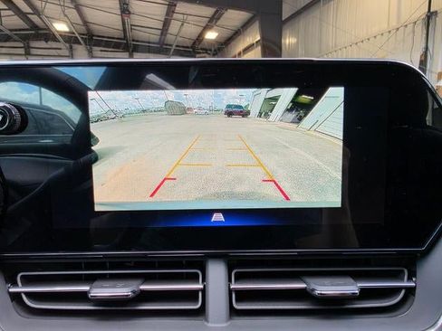 New 2026 Chevrolet Trax RS w/ Sunroof Package FWD image 18