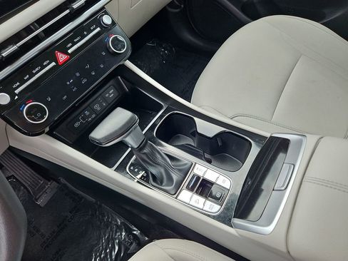 Used 2025 Hyundai Tucson SEL FWD image 19