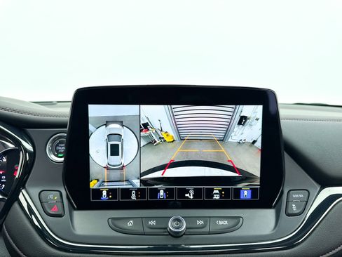 Used 2023 Chevrolet Blazer RS w/ Driver Confidence II Package image 6