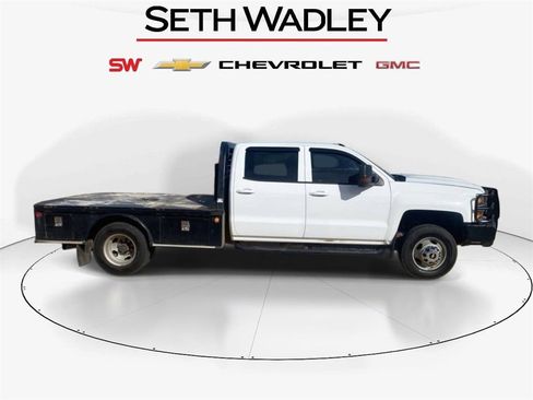 Used 2018 Chevrolet Silverado 3500 LT w/ LT Convenience Package image 8