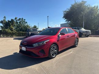 Used 2024 Kia Forte LXS FWD video 1