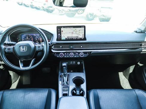 Used 2023 Honda Civic Touring image 12