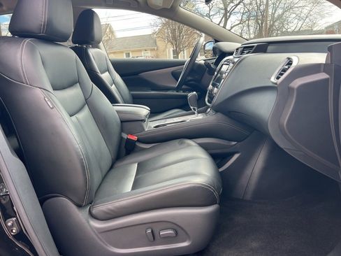 Used 2022 Nissan Murano SV w/ SV Midnight Edition Package image 26