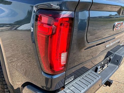 Used 2020 GMC Sierra 1500 AT4 w/ AT4 Premium Package AWD/4WD image 33