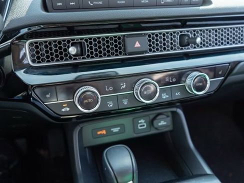 Used 2022 Honda Civic EX-L image 19