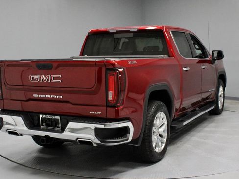 Used 2021 GMC Sierra 1500 SLT w/ SLT Premium Package AWD/4WD image 11