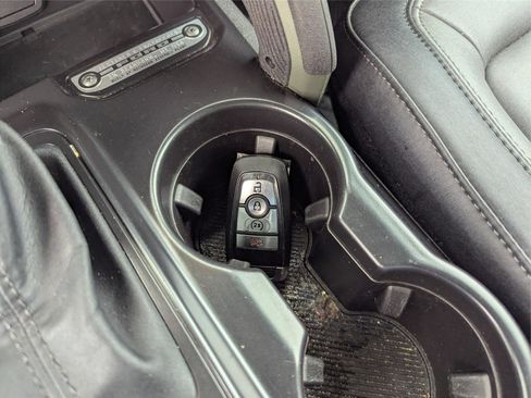 Used 2024 Ford Bronco Everglades image 19