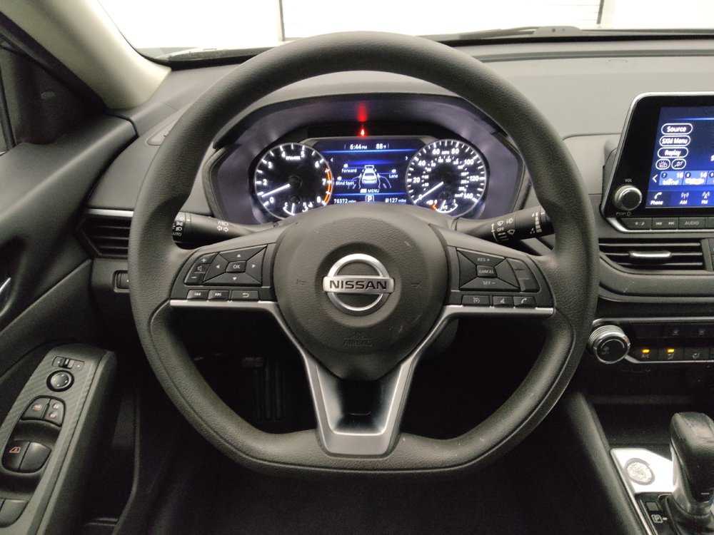 Used 2022 Nissan Altima 2.5 SV FWD image 22