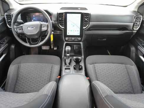 Used 2024 Ford Ranger XLT w/ Technology Package image 16