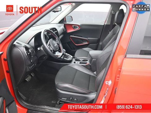 Used 2025 Kia Soul GT-Line w/ GT-Line Technology Package image 9