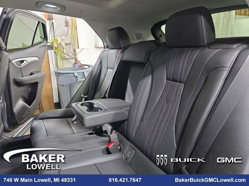 New 2026 Buick Envision Avenir image 14