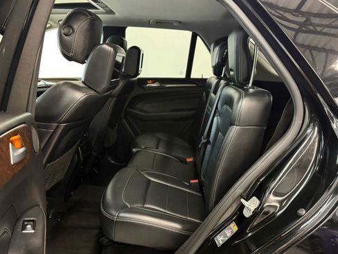 Used 2014 Mercedes-Benz ML 350 ML 350 4MATIC Sport Utility 4D w/ Premium 1 Package image 18