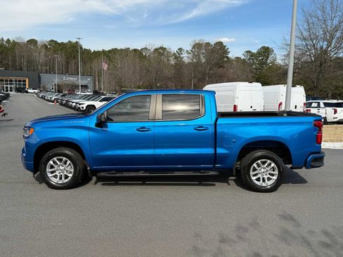 Used 2024 Chevrolet Silverado 1500 RST image 2