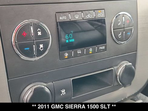 Used 2011 GMC Sierra 1500 SLT w/ All-Terrain Package AWD/4WD image 21