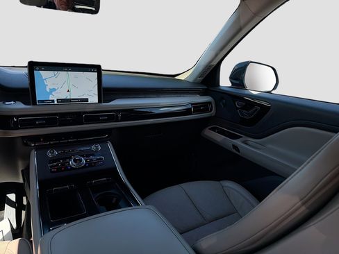 Used 2020 Lincoln Aviator Reserve w/ Equipment Group 201A image 19