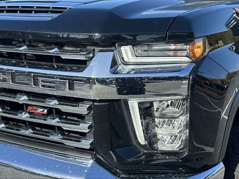 Used 2023 Chevrolet Silverado 2500 LTZ w/ LTZ Plus Package image 11