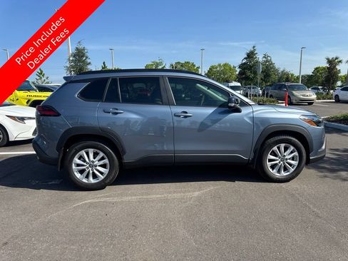Used 2026 Toyota Corolla Cross LE FWD image 6