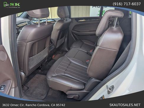 Used 2017 Mercedes-Benz GLS 450 4MATIC image 26