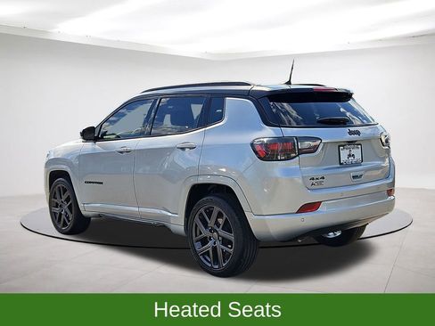 Used 2024 Jeep Compass Limited w/ High Altitude Package AWD/4WD image 5