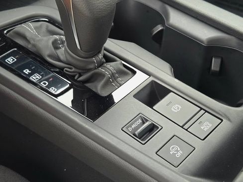 Used 2026 Nissan Sentra SV w/ Floor Mat Package FWD image 24