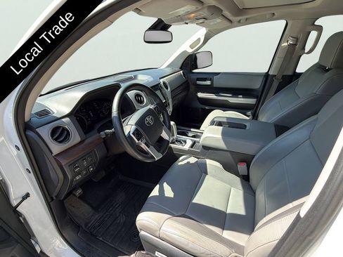 Used 2018 Toyota Tundra Limited w/ Limited Premium Package image 9