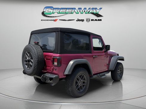 Used 2024 Jeep Wrangler Sport AWD/4WD image 4