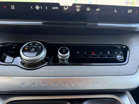 New 2026 Ford Expedition Platinum AWD/4WD image 24
