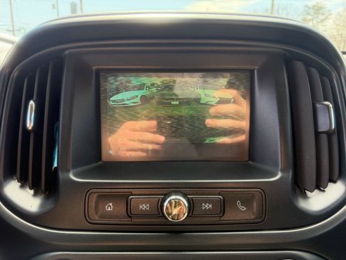 Used 2018 Chevrolet Colorado W/T w/ WT Convenience Package image 18