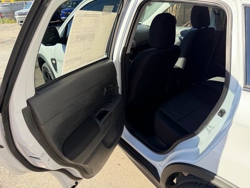 New 2025 Mitsubishi Outlander Sport LE image 17