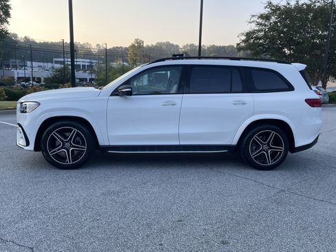 Certified 2025 Mercedes-Benz GLS 450 4MATIC w/ AMG Line Exterior image 15
