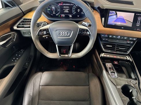 Used 2023 Audi e-tron GT Premium Plus w/ Executive Package image 20