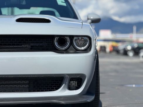 Used 2022 Dodge Challenger SRT Hellcat Redeye image 5