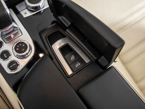 Used 2014 Mercedes-Benz SL 63 AMG image 34