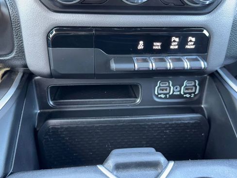 Used 2022 RAM 1500 Big Horn RWD image 24