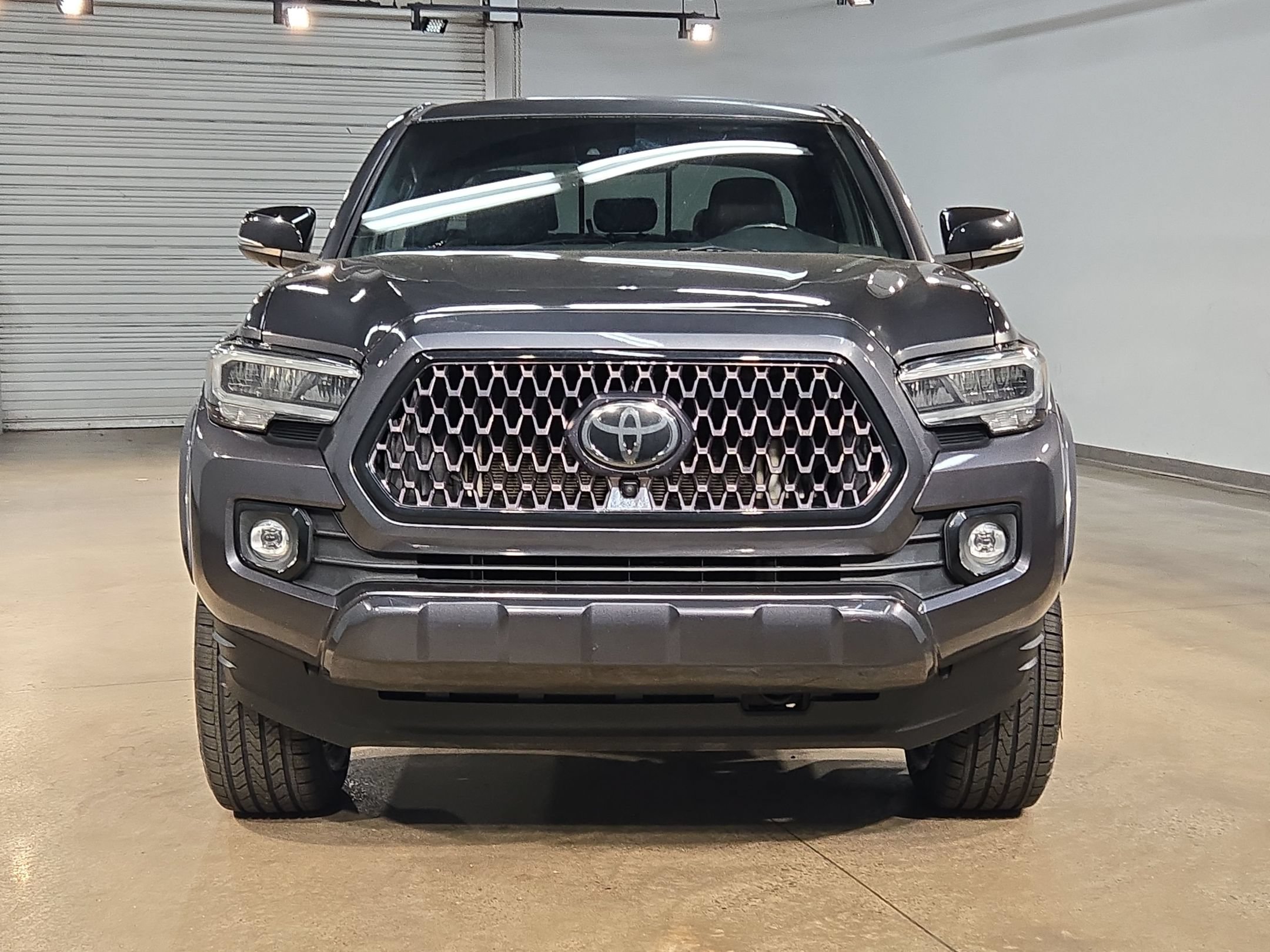 Used 2021 Toyota Tacoma Limited w/ Nightshade Package AWD/4WD image 2