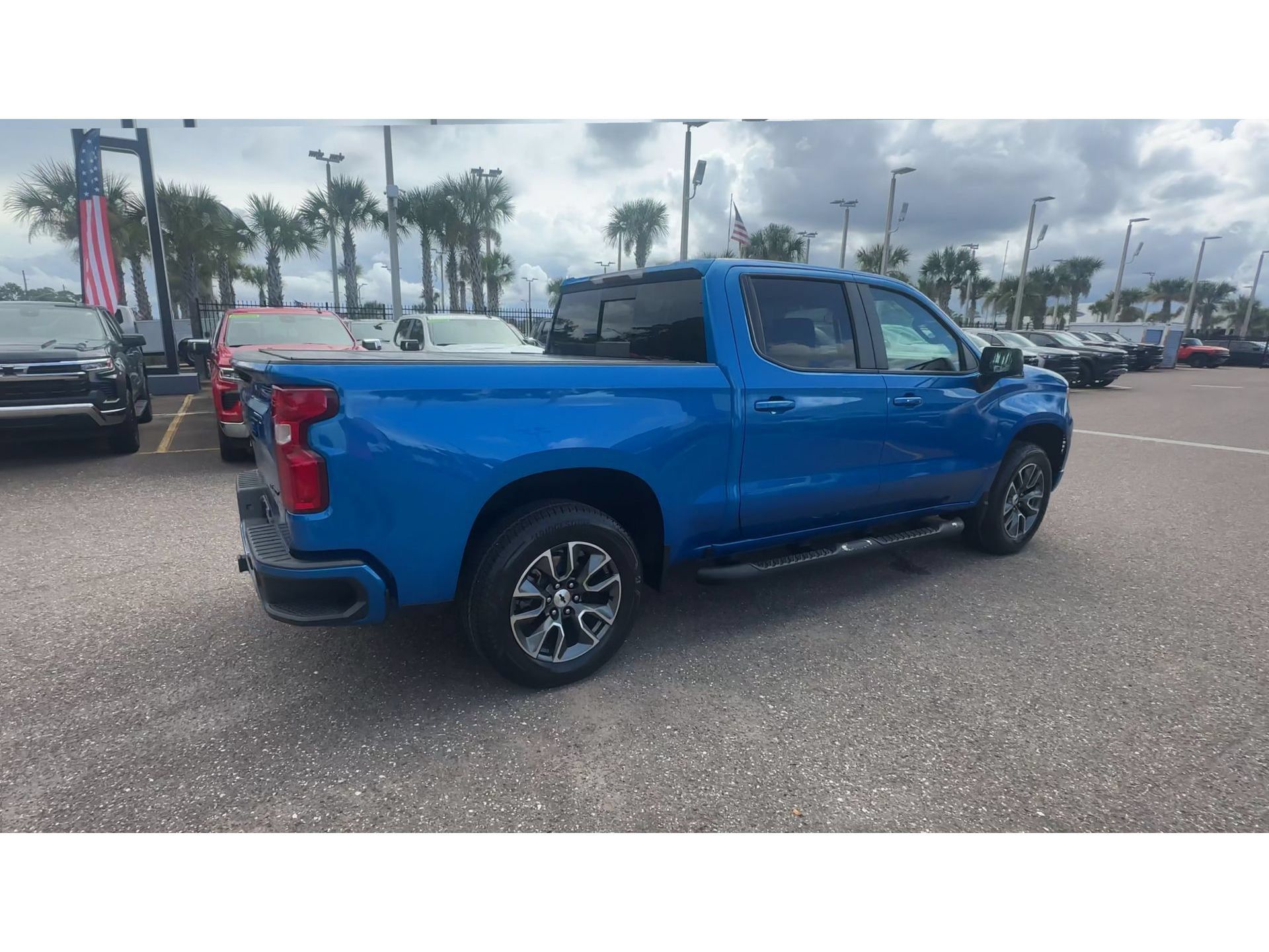 Used 2024 Chevrolet Silverado 1500 RST w/ Convenience Package II AWD/4WD image 2