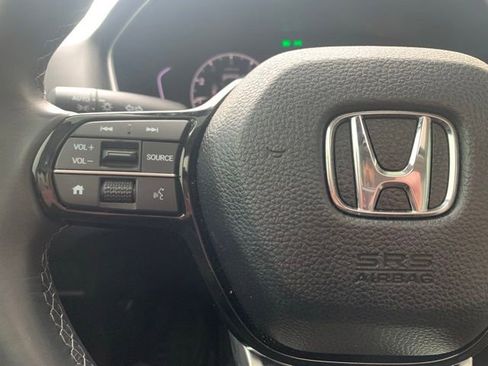 Used 2024 Honda Civic EX-L image 8