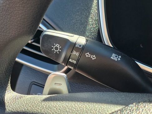 Used 2022 Hyundai Santa Fe SEL image 32