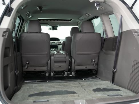 Used 2016 Honda Odyssey EX-L image 38