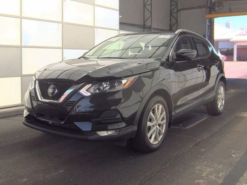 Used 2022 Nissan Rogue Sport SV w/ Technology Package AWD/4WD image 1
