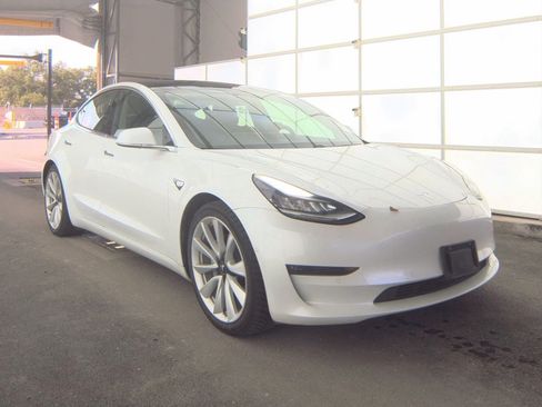 Used 2019 Tesla Model 3 Long Range AWD/4WD image 3