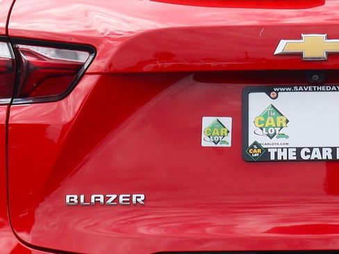 Used 2021 Chevrolet Blazer LT image 19