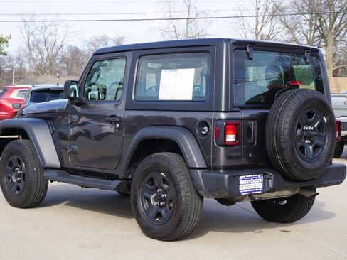 Used 2024 Jeep Wrangler Sport image 5