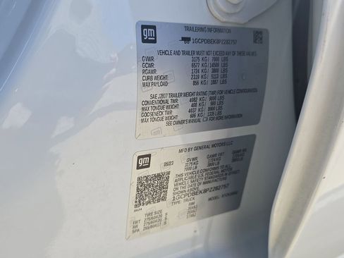 Used 2023 Chevrolet Silverado 1500 Custom image 34