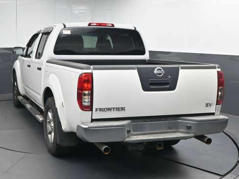 Used 2012 Nissan Frontier SV image 7