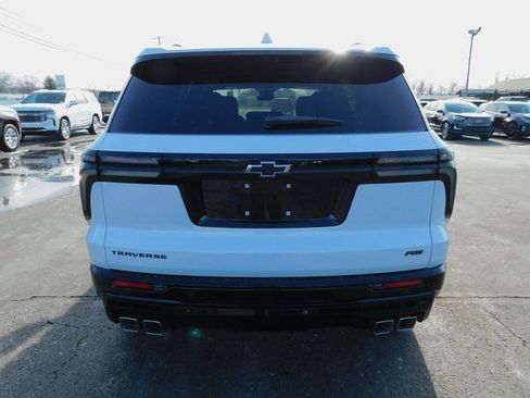 New 2026 Chevrolet Traverse RS w/ LPO, Illumination Package FWD image 27
