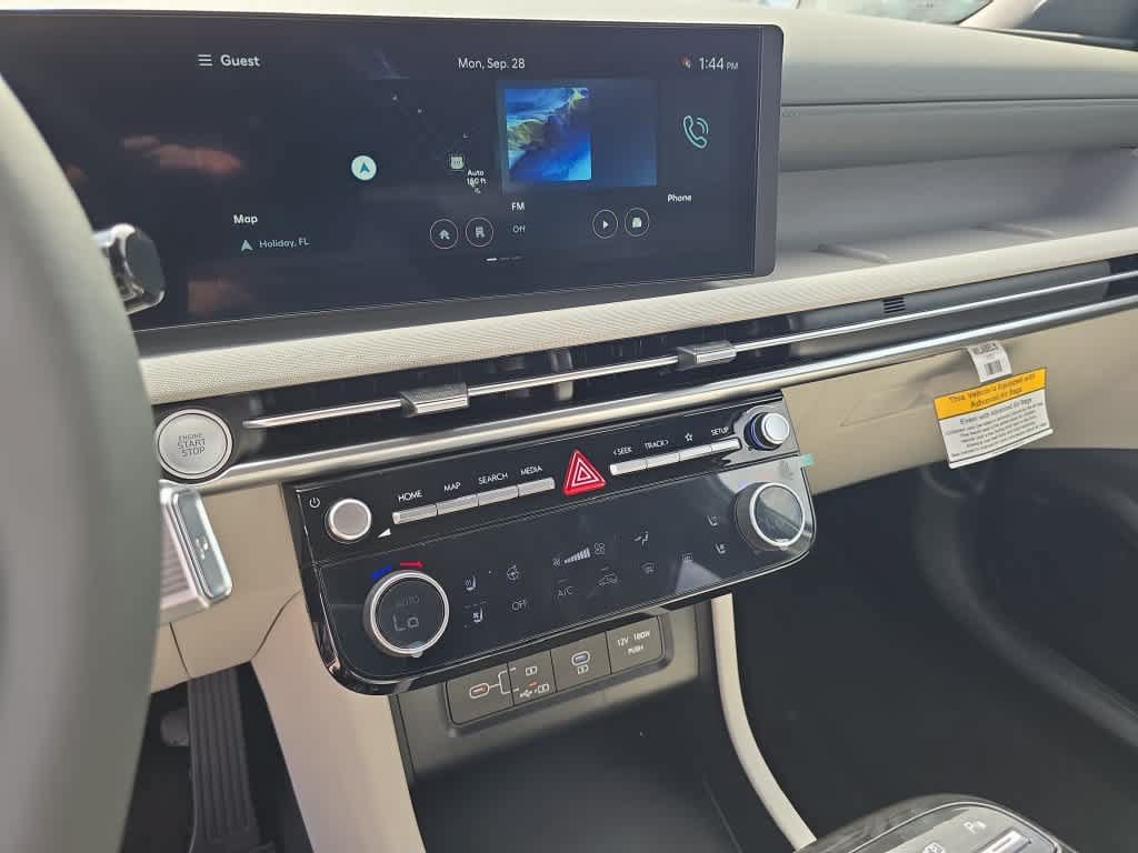 New 2026 Hyundai Tucson Limited w/ Tow & Go Package FWD image 29