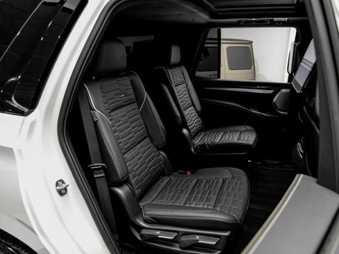 Used 2025 Cadillac Escalade Sport Platinum AWD/4WD image 52